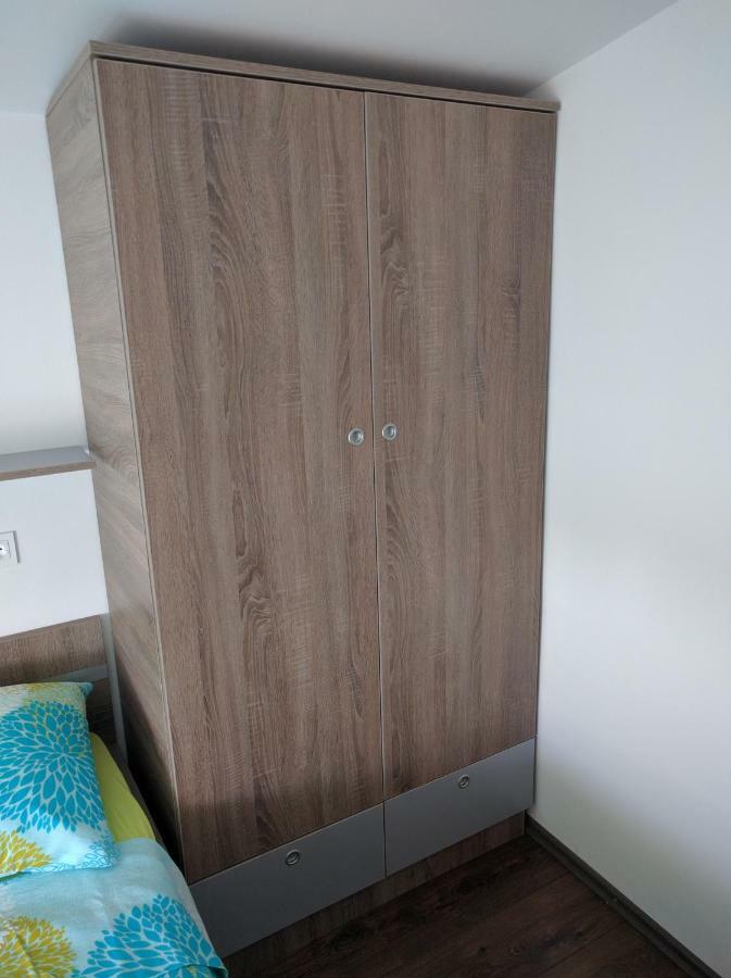 Apartmani Deak Vir Exterior foto